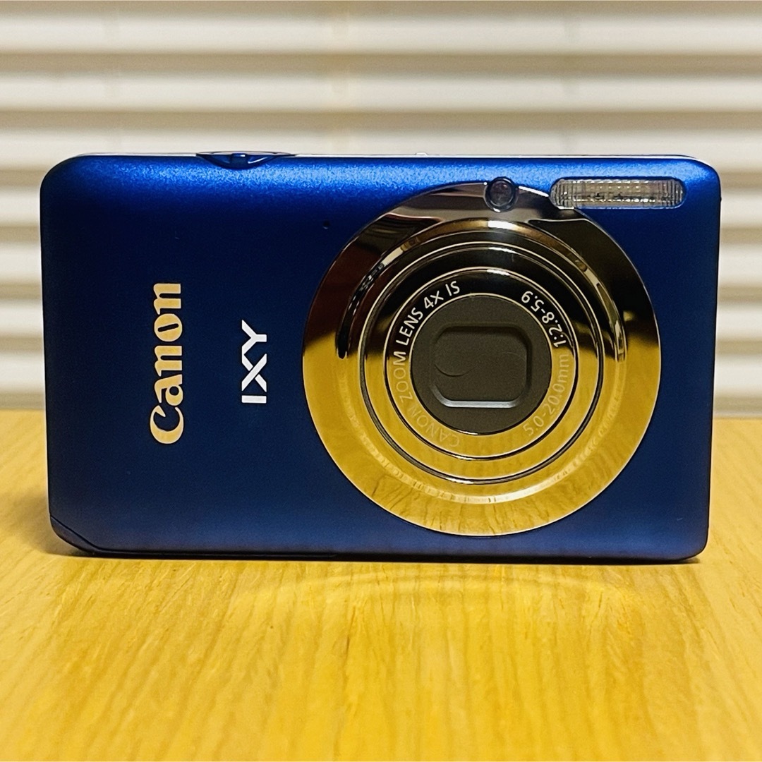 Canon(キヤノン)の【ほぼ新品】Canon キヤノン デジタルカメラIXY 210Fブルー コンデジ スマホ/家電/カメラのカメラ(コンパクトデジタルカメラ)の商品写真