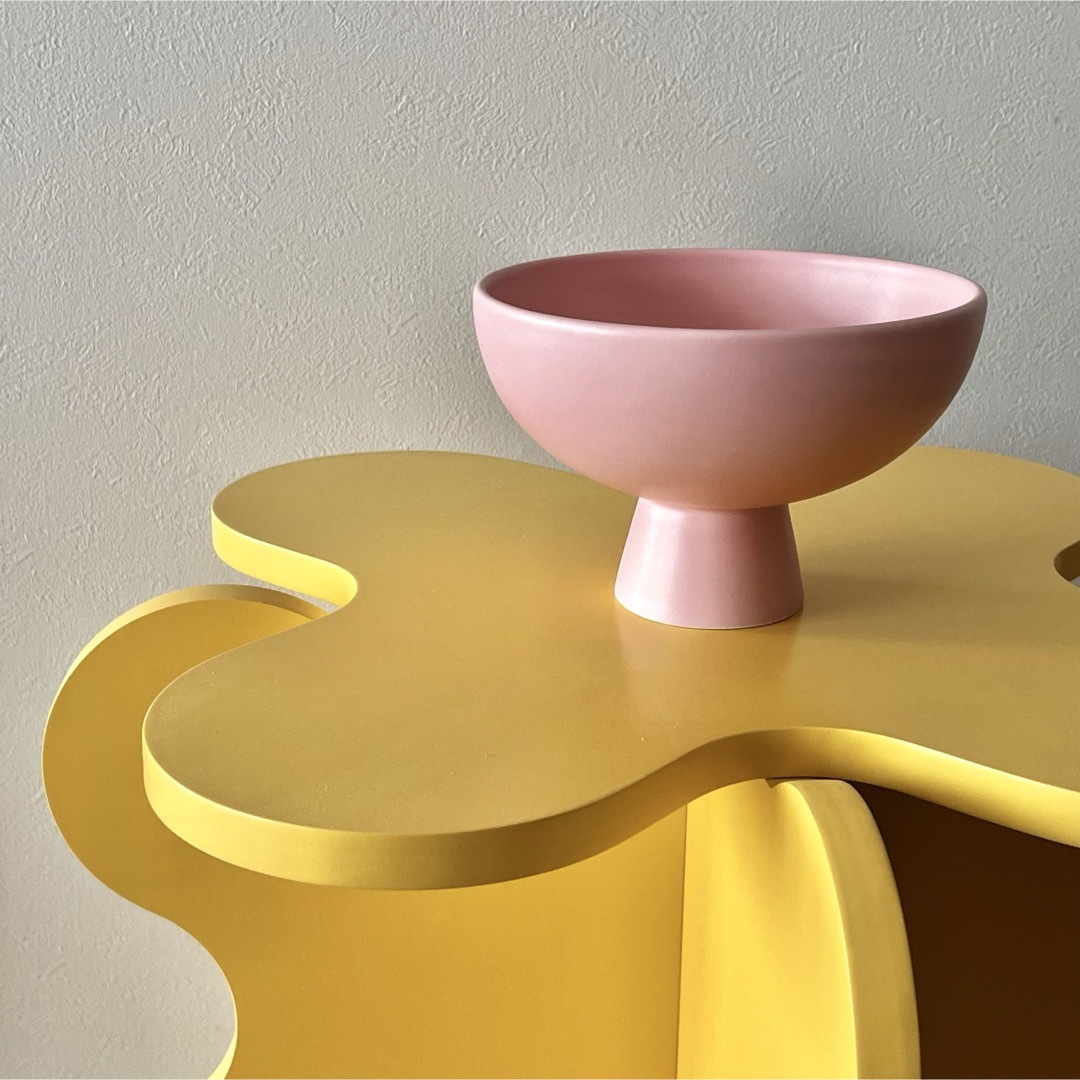 MOMA(モマ)のMoMa Raawii Strøm Bowl (S) Pink インテリア/住まい/日用品のキッチン/食器(食器)の商品写真