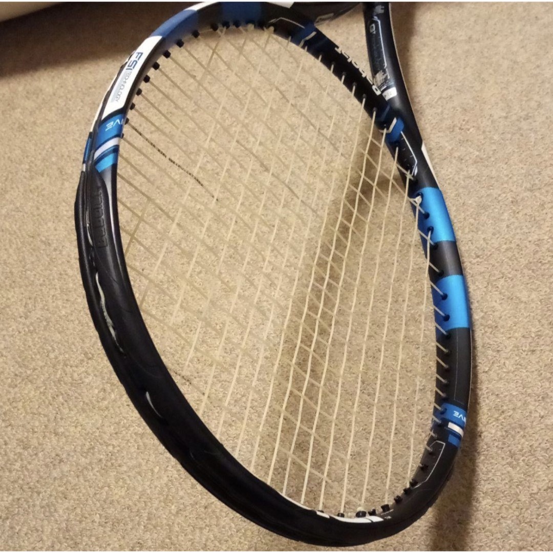 Babolat(バボラ)のBabolat pure drive 2015 バボラ ピュアドライブ スポーツ/アウトドアのテニス(ラケット)の商品写真