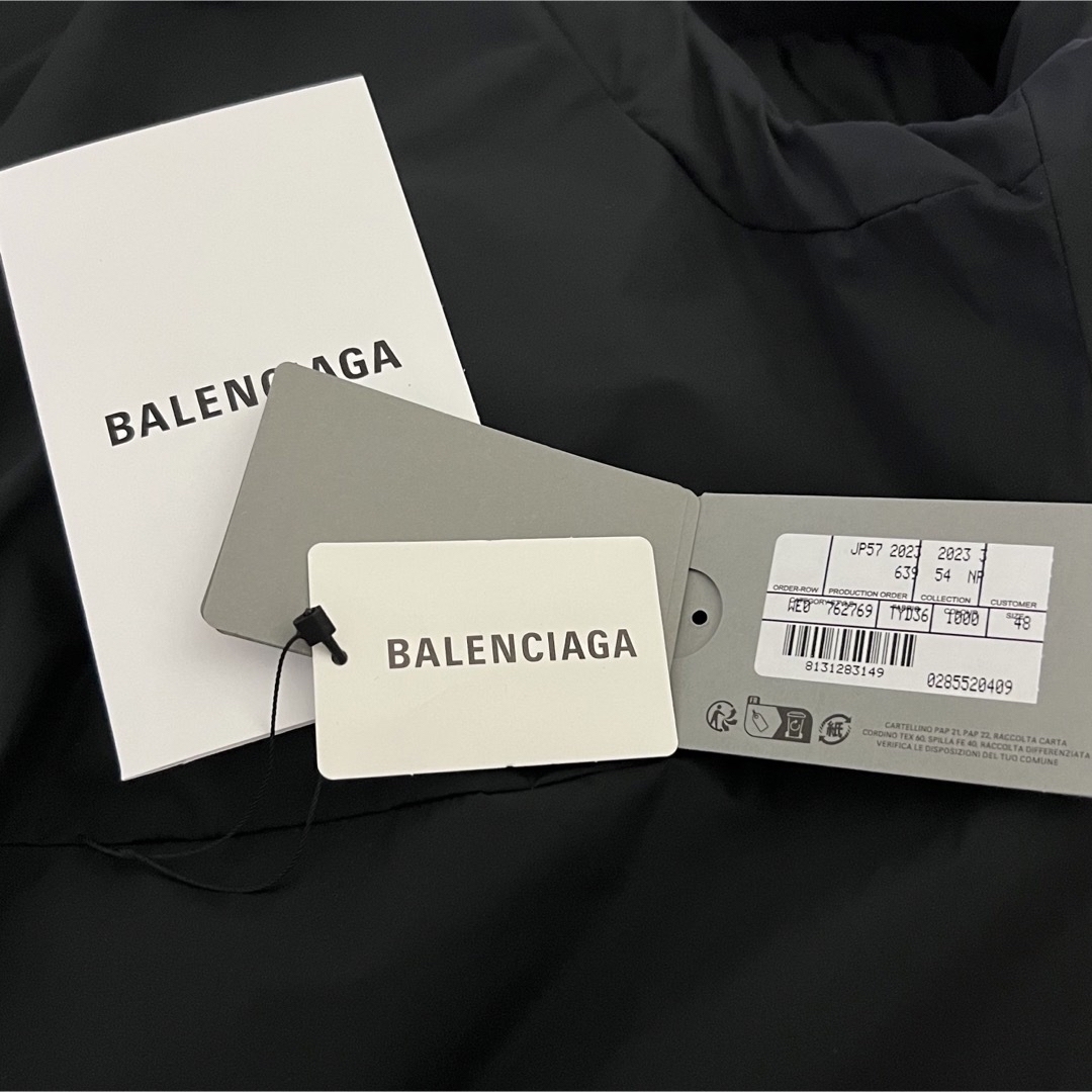 Balenciaga(バレンシアガ)の登坂広臣着用 BALENCIAGA COCOON PUFFER VEST 48 メンズのジャケット/アウター(ダウンベスト)の商品写真