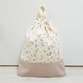 巾着 大サイズ 花柄アイボリー×くすみピンク ハンドメイド(外出用品)