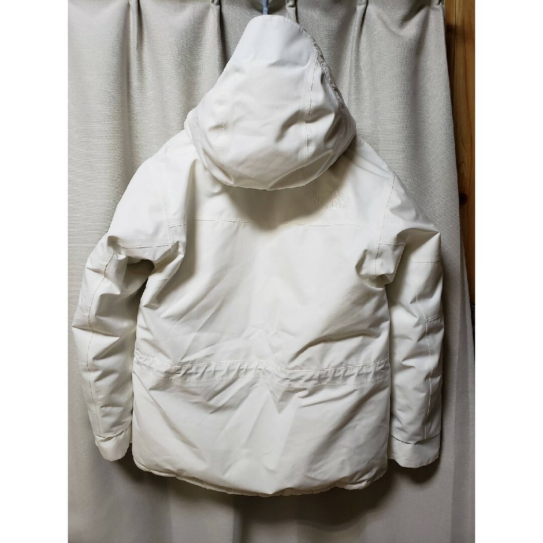 THE NORTH FACE(ザノースフェイス)のTHE NORTH FACE（ザノースフェイス）Undyed Antarcti メンズのジャケット/アウター(ダウンジャケット)の商品写真