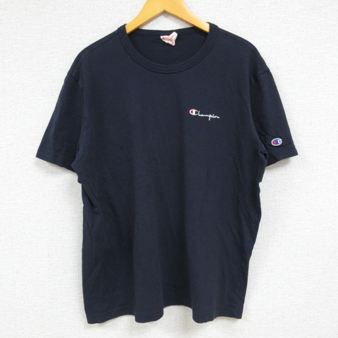 Champion(チャンピオン)のL★古着 チャンピオン Champion 半袖 ブランド Tシャツ メンズ ワンポイントロゴ クルーネック 黒 ブラック 23apr22 中古 メンズのトップス(Tシャツ/カットソー(半袖/袖なし))の商品写真