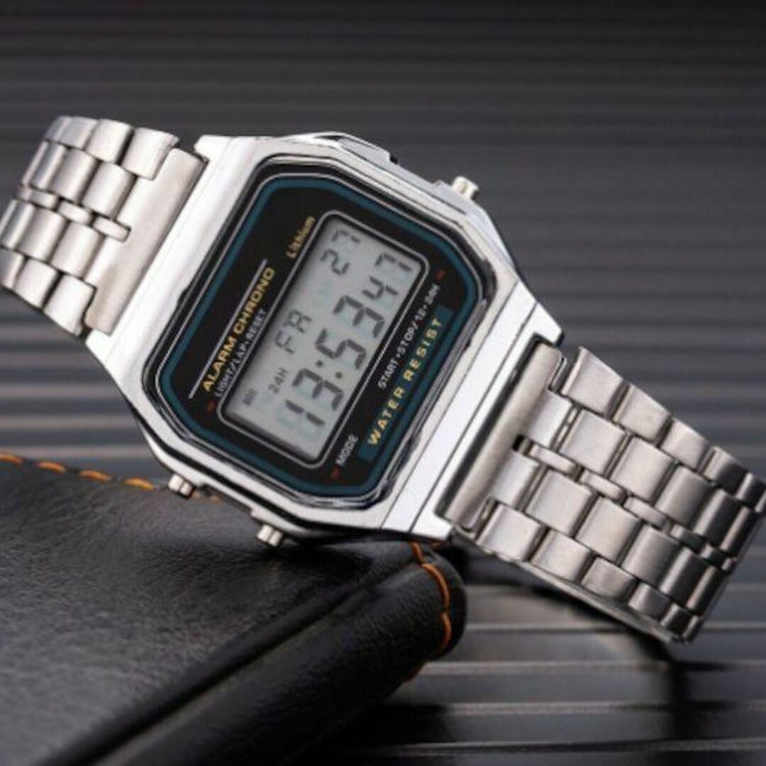 792 新品 デジタル レディース 腕時計 男女兼用 シルバー お洒落 アイテム メンズの時計(腕時計(デジタル))の商品写真