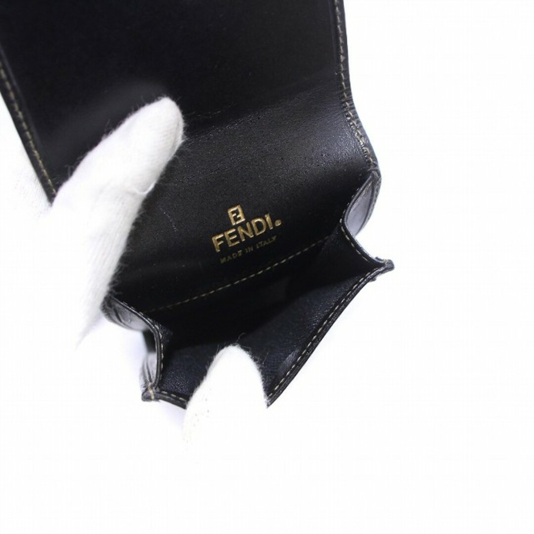 FENDI(フェンディ)のフェンディ シガレットケース タバコ ポーチ ペカン柄 PVC 黒 ベージュ コスメ/美容のスキンケア/基礎化粧品(その他)の商品写真