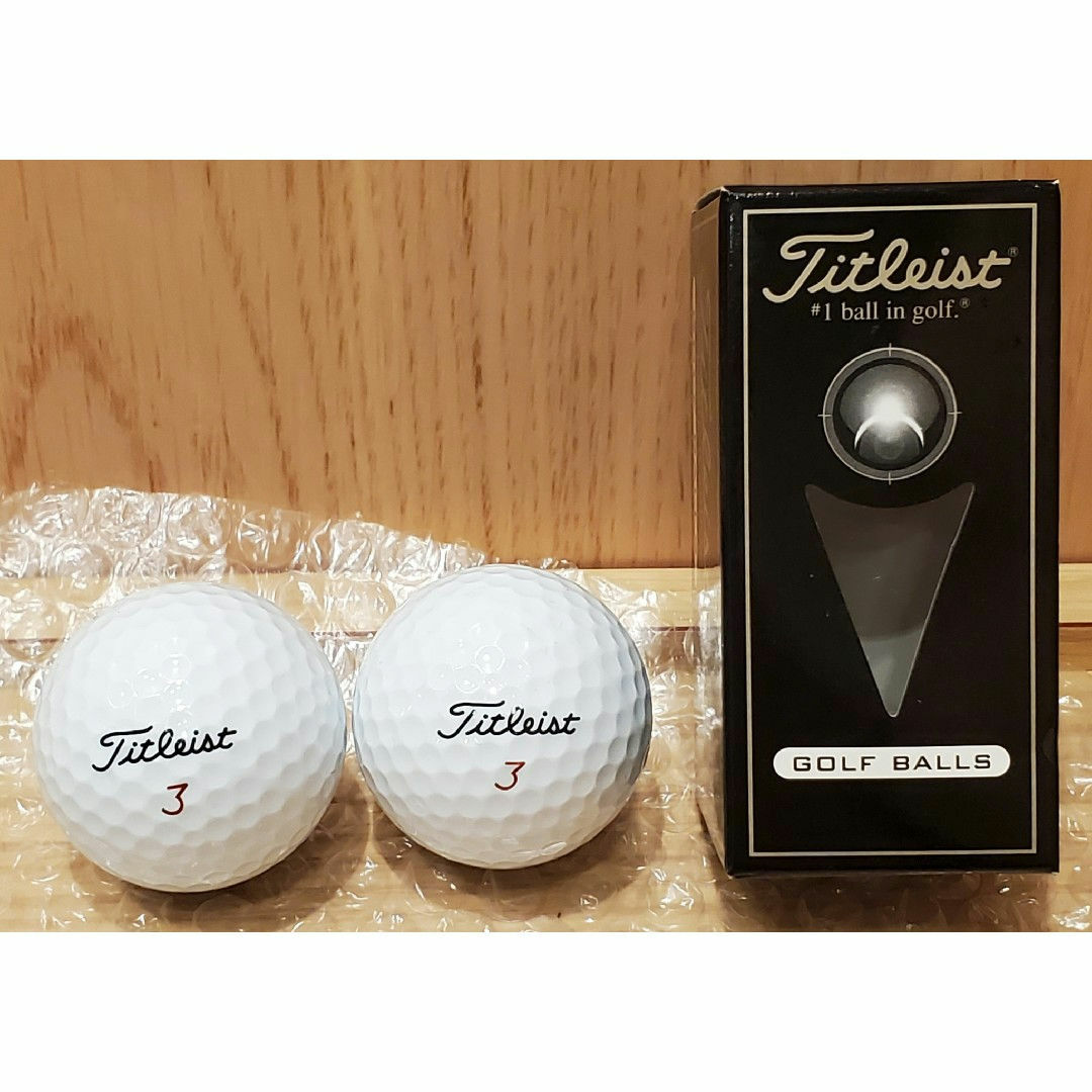 Titleist(タイトリスト)の【新品】ゴルフボール 4コ mizuno  Titleist チケットのスポーツ(ゴルフ)の商品写真