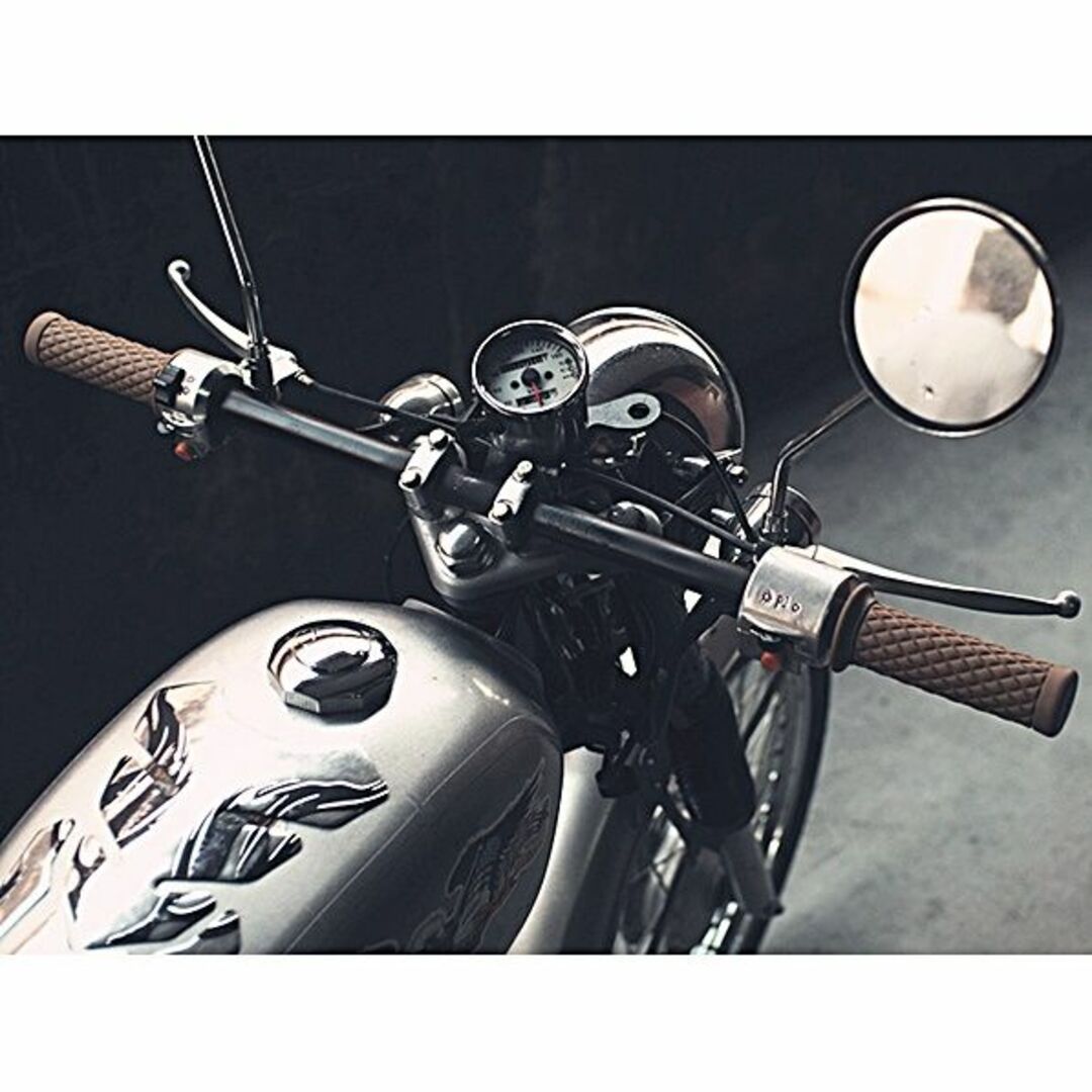 キルティング柄 ラバーハンドルグリップ ダークブラウン 貫通 バイク グリップ 自動車/バイクのバイク(パーツ)の商品写真