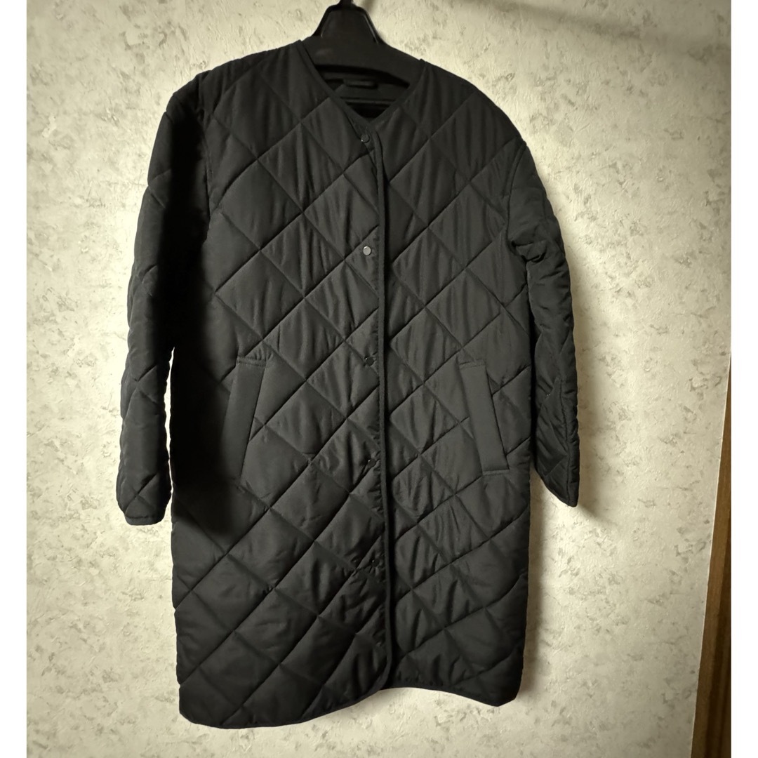 GU(ジーユー)のGU オーバーサイズ キルティングコート  レディースのジャケット/アウター(その他)の商品写真