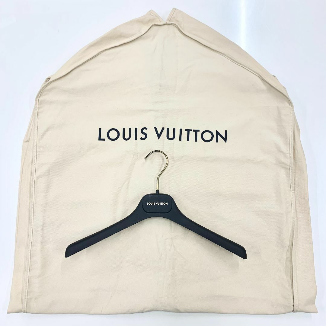 LOUIS VUITTON(ルイヴィトン)の9480 未使用 ヴィトン ミンク モノグラムフラワー ファーベスト アウター  レディースのトップス(ベスト/ジレ)の商品写真