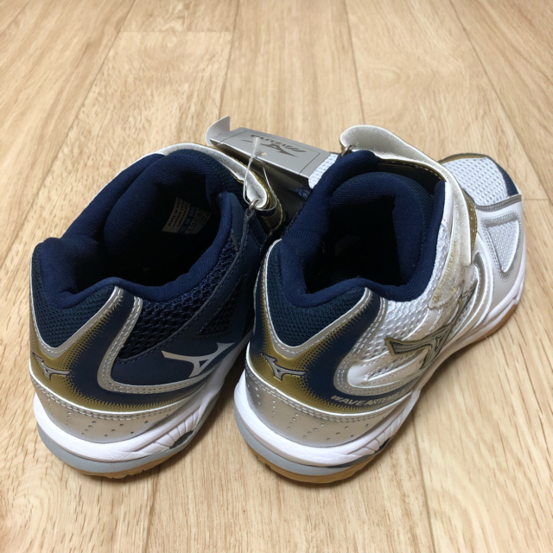 MIZUNO(ミズノ)のミズノ ウエーブアルテミス3MID 24.5㎝    バレーボールシューズ  スポーツ/アウトドアのスポーツ/アウトドア その他(バレーボール)の商品写真