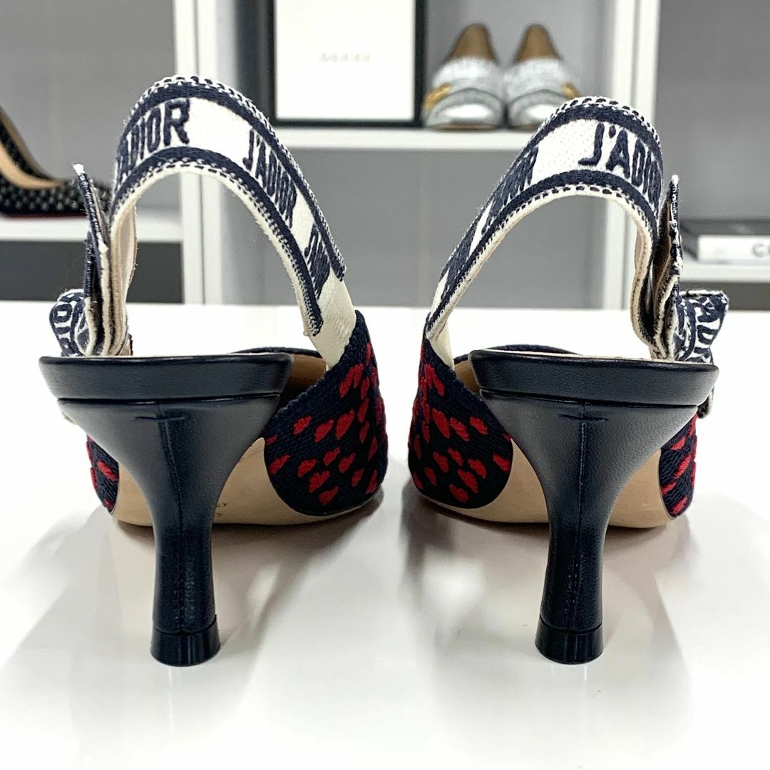 Christian Dior(クリスチャンディオール)の9431 クリスチャンディオール J'ADIOR ファブリック ハート パンプス レディースの靴/シューズ(ハイヒール/パンプス)の商品写真