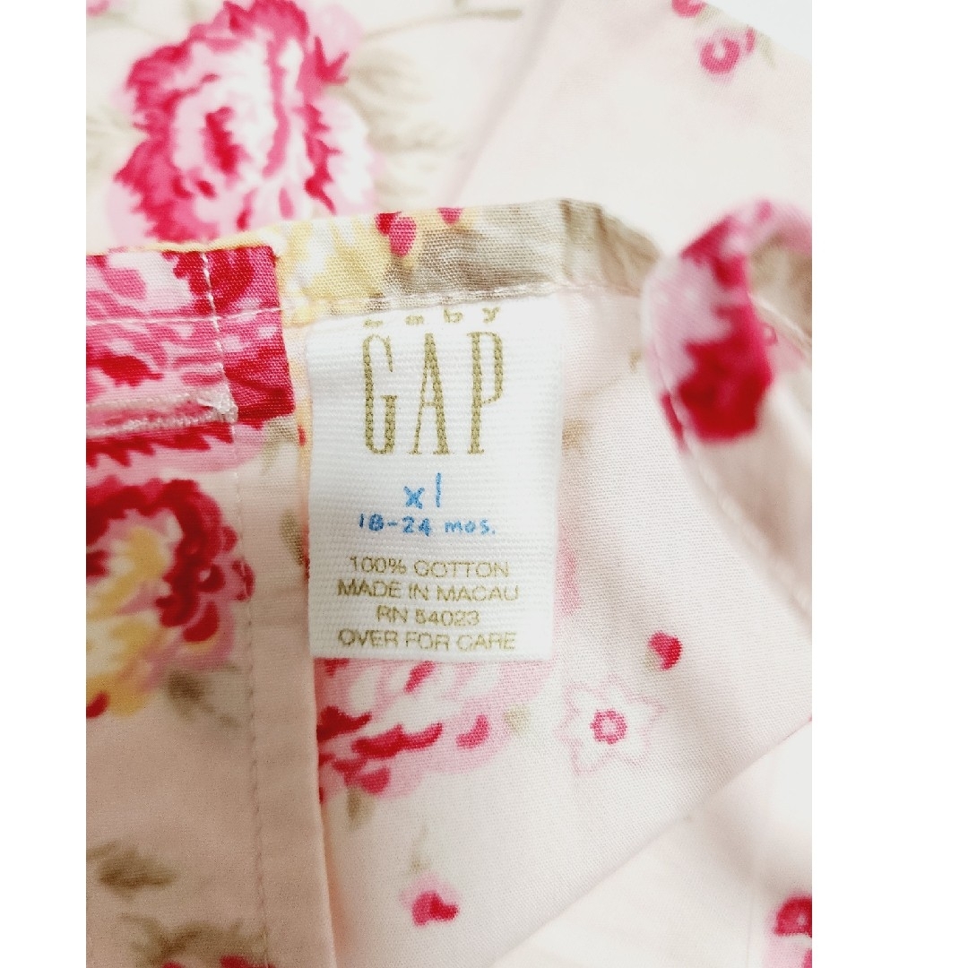 babyGAP(ベビーギャップ)のbaby　GAP　タンクトップ　トップス　キャミ キッズ/ベビー/マタニティのベビー服(~85cm)(タンクトップ/キャミソール)の商品写真