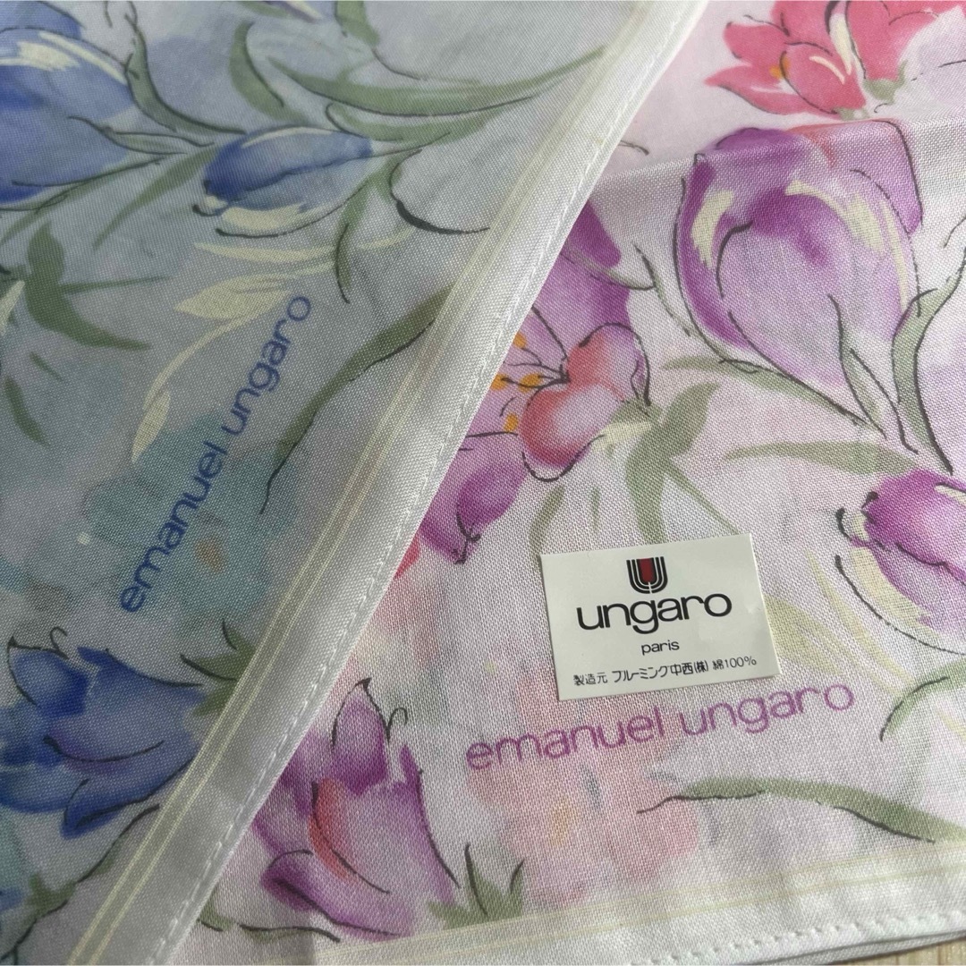 emanuel ungaro(エマニュエルウンガロ)のemanuel ungaro ハンカチ　2枚セット レディースのファッション小物(ハンカチ)の商品写真