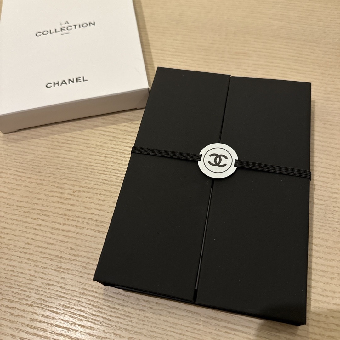 CHANEL(シャネル)の新品シャネル ラコレクション ノベルティ 付箋ペンシルセット エンタメ/ホビーのコレクション(ノベルティグッズ)の商品写真