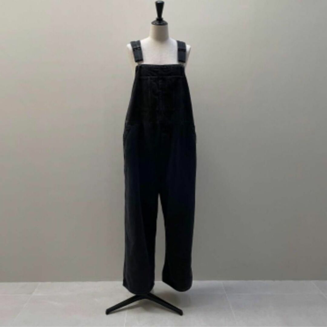 ARGUE(アギュー)のARGUE OVERSIZED LADY OVERALL DENIM BLACK レディースのパンツ(サロペット/オーバーオール)の商品写真