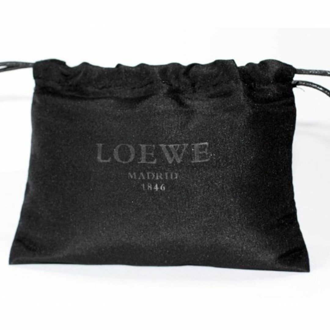 LOEWE(ロエベ)のlwp13/chm レア！新品未使用本物　ロエベ　ノベルティチャーム レディースのアクセサリー(その他)の商品写真