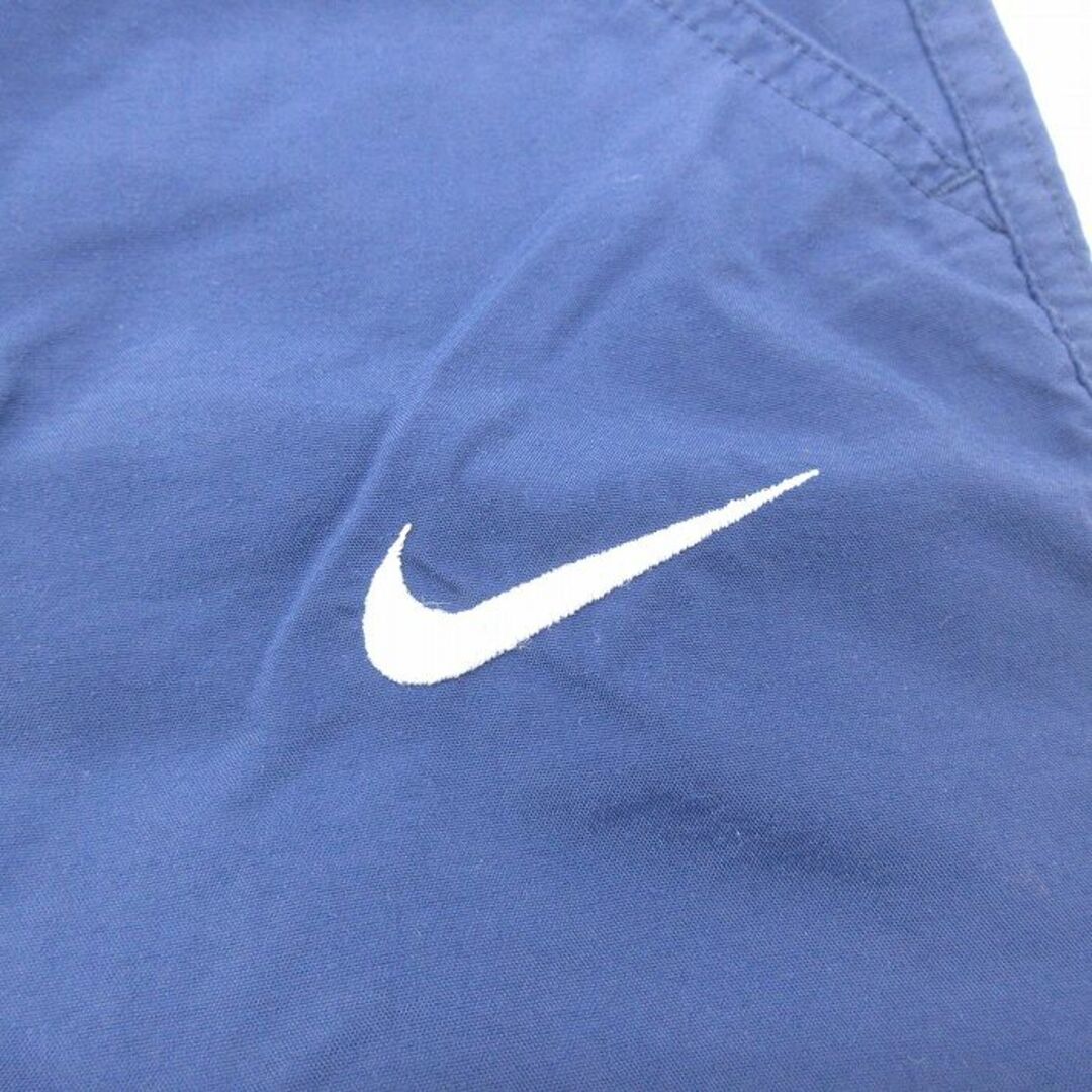 NIKE(ナイキ)の古着 ナイキ NIKE ハーフ ナイロン パンツ ショーツ キッズ ボーイズ 子供服 00年代 00s ワンポイントロゴ 紺 ネイビー 23may26 キッズ/ベビー/マタニティのベビー服(~85cm)(パンツ)の商品写真