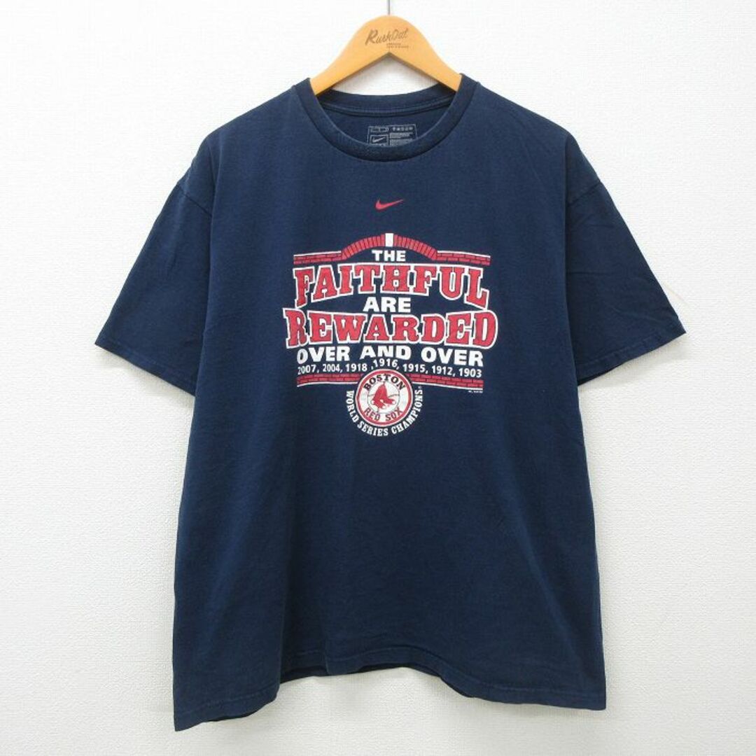 NIKE(ナイキ)のXL★古着 ナイキ NIKE 半袖 ビンテージ Tシャツ メンズ 00年代 00s MLB ボストンレッドソックス ワールドシリーズ ワンポイントロゴ 大きいサイズ コットン クルーネック 紺 ネイビー メジャーリーグ ベースボール 野球 23may27 中古 メンズのトップス(Tシャツ/カットソー(半袖/袖なし))の商品写真