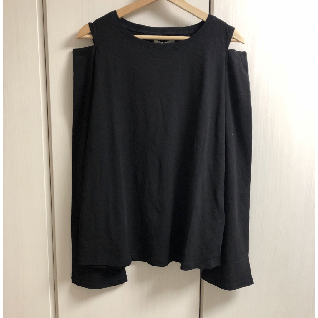 Ungrid(アングリッド)の新品 オープンショルダーロングスリーブTee レディースのトップス(Tシャツ(長袖/七分))の商品写真