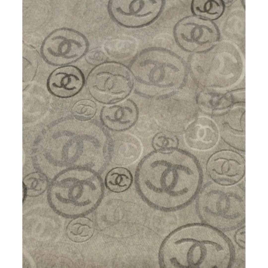 CHANEL(シャネル)のCHANEL シャネル マフラー - ベージュx茶系(総柄) 【古着】【中古】 レディースのファッション小物(マフラー/ショール)の商品写真