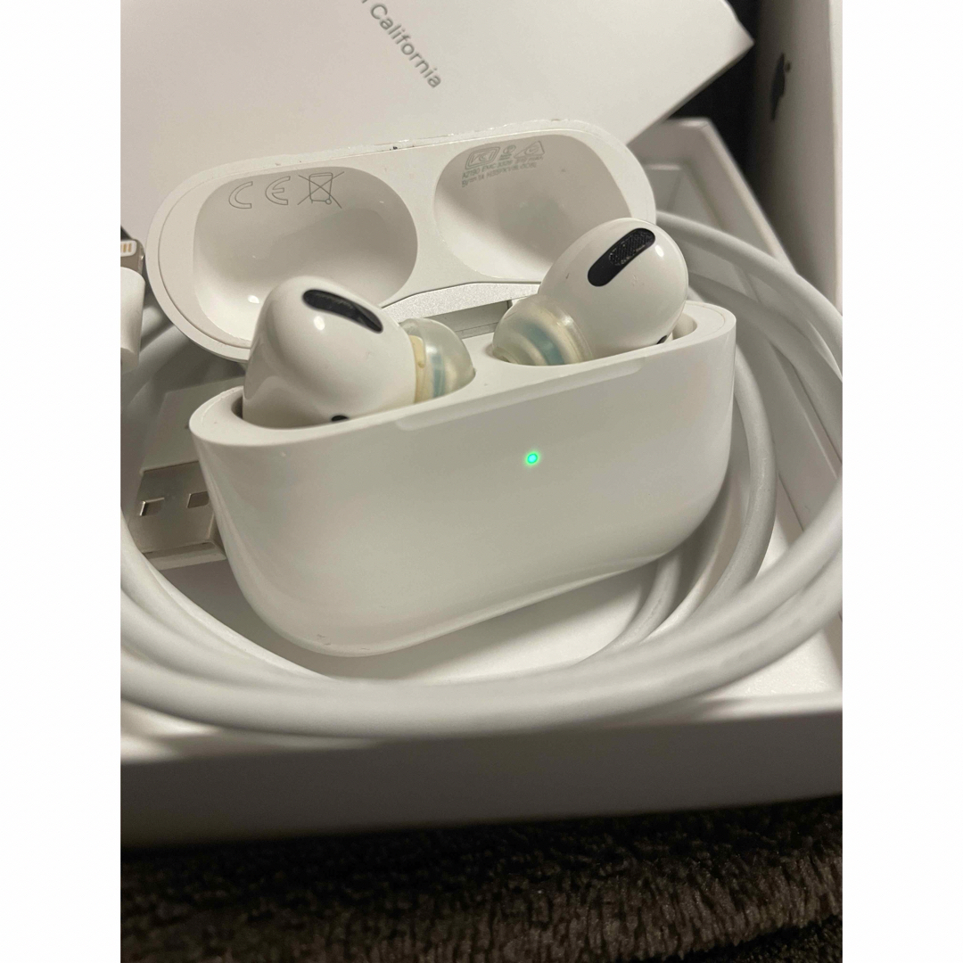 AirPods Pro スマホ/家電/カメラのオーディオ機器(ヘッドフォン/イヤフォン)の商品写真