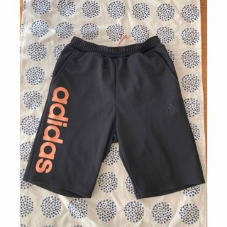 アディダス(adidas)のadidas キッズ130サイズ　ハーフパンツ(パンツ/スパッツ)