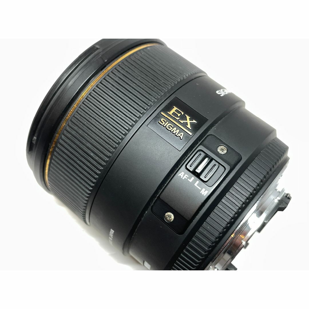 SIGMA(シグマ)のシグマ 85mm F1.4 EX DG HSM ニコン スマホ/家電/カメラのカメラ(レンズ(単焦点))の商品写真