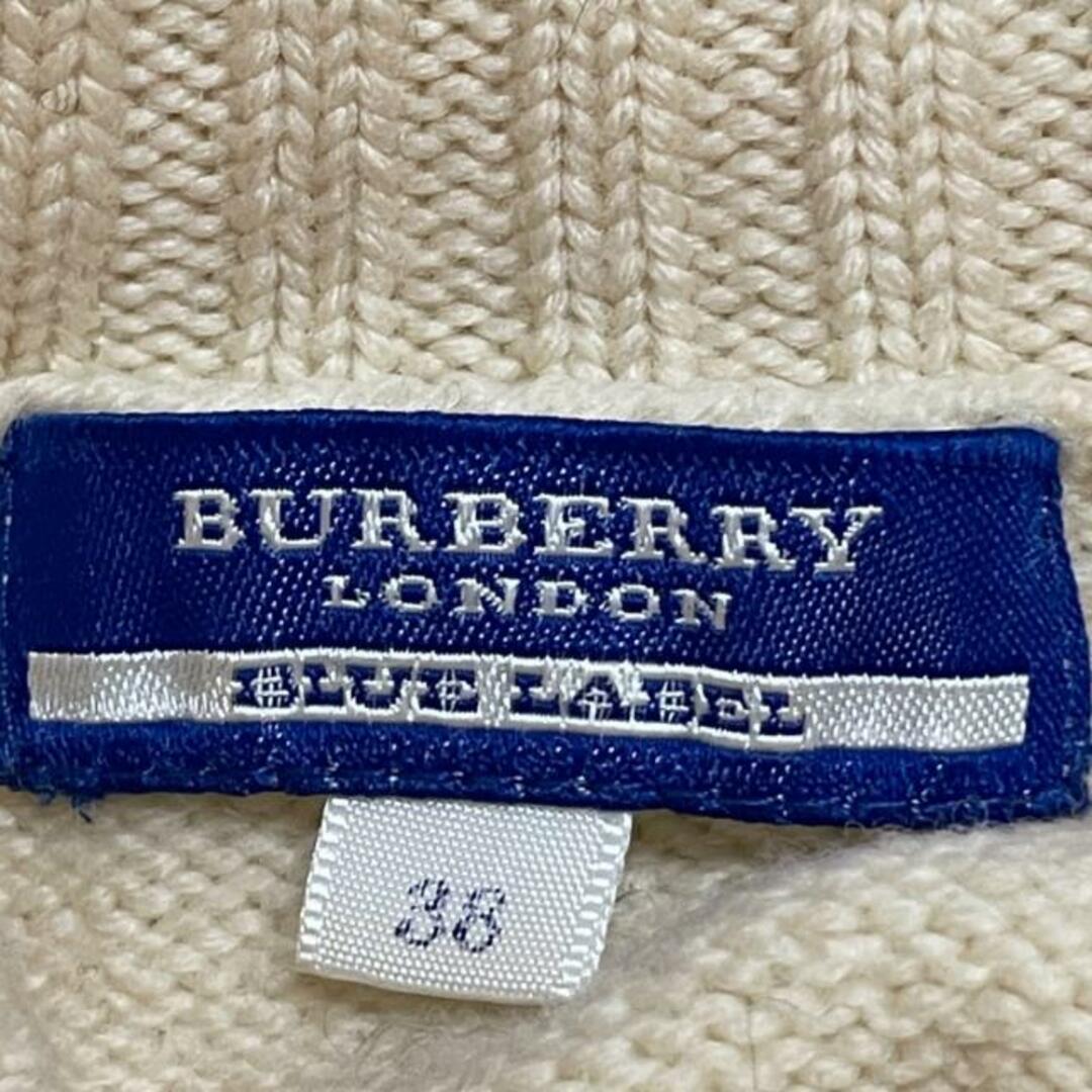 BURBERRY BLUE LABEL(バーバリーブルーレーベル)のBurberry Blue Label(バーバリーブルーレーベル) 長袖セーター サイズ38 M レディース - アイボリー タートルネック レディースのトップス(ニット/セーター)の商品写真