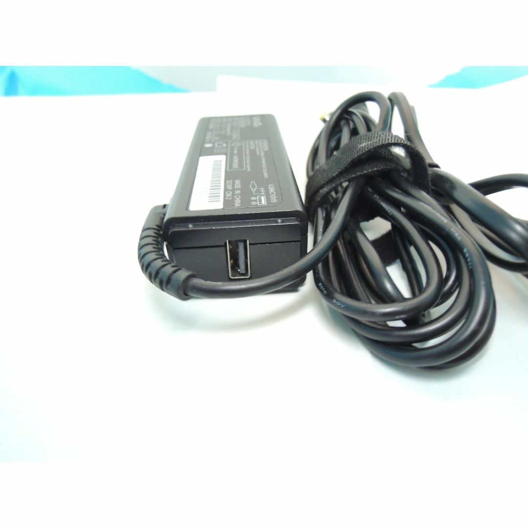 SONY(ソニー)のSONY VAIO 45W AC ADAPTER VJ8AC10V9 #1 スマホ/家電/カメラのPC/タブレット(PC周辺機器)の商品写真