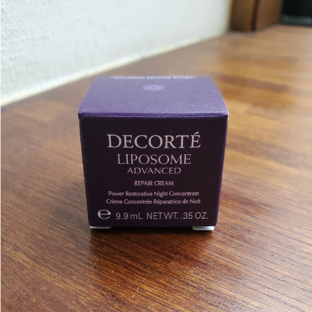 COSME DECORTEリポソームアドバンストリペアクリーム コスメ/美容のスキンケア/基礎化粧品(フェイスクリーム)の商品写真