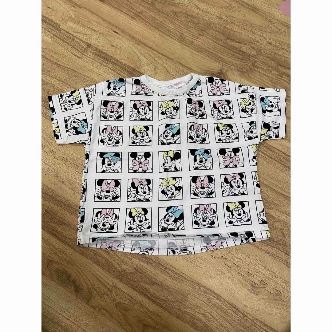 ZARA KIDS(ザラキッズ)のZARAベビー　ミニーマウス Tシャツ　95 98 100　 キッズ/ベビー/マタニティのキッズ服女の子用(90cm~)(Tシャツ/カットソー)の商品写真