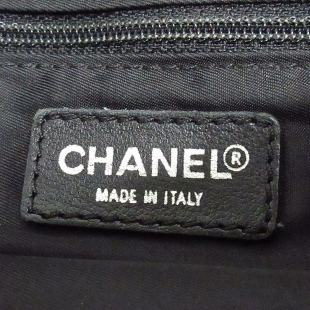 CHANEL(シャネル)のCHANEL(シャネル) ハンドバッグ ニュートラベルライン 黒 ナイロン×レザー レディースのバッグ(ハンドバッグ)の商品写真