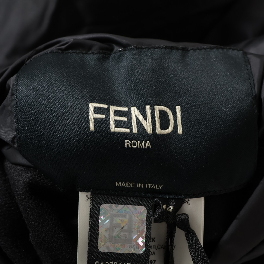 FENDI(フェンディ)のフェンディ  ナイロン 48 ブラック メンズ その他アウター メンズのジャケット/アウター(その他)の商品写真