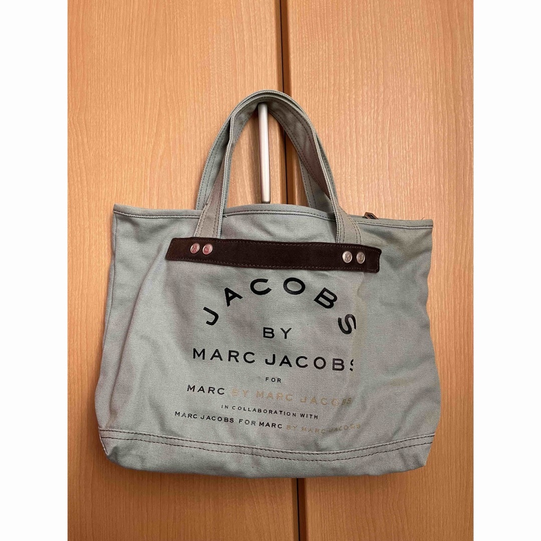 MARC BY MARC JACOBS(マークバイマークジェイコブス)のお値引き中！マークジェイコブス　トートバッグ レディースのバッグ(トートバッグ)の商品写真