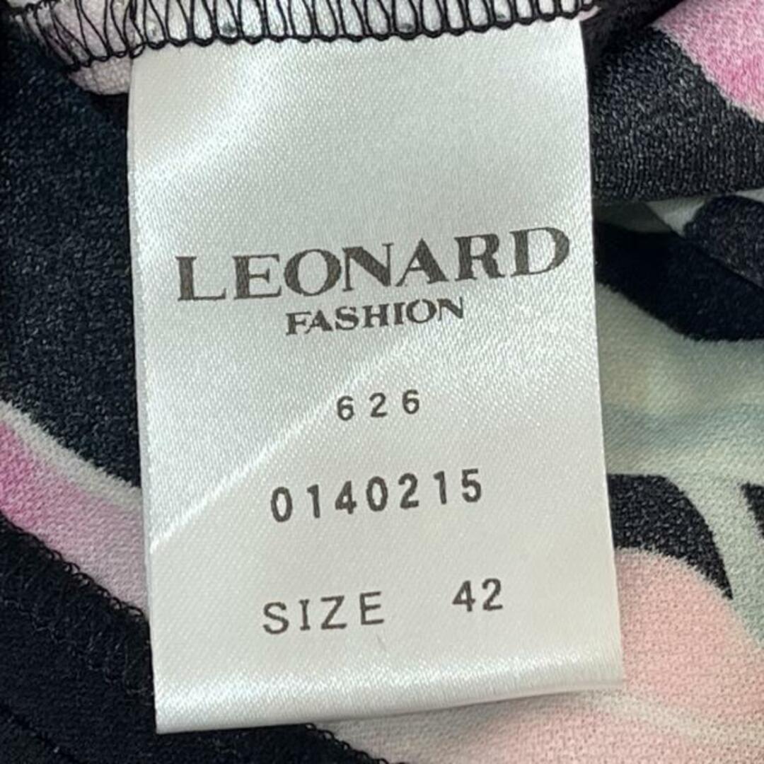 LEONARD(レオナール)のLEONARD(レオナール) ワンピース サイズ42 L レディース美品  - 黒×ピンク×マルチ 七分袖/ロング/花柄 レディースのワンピース(その他)の商品写真