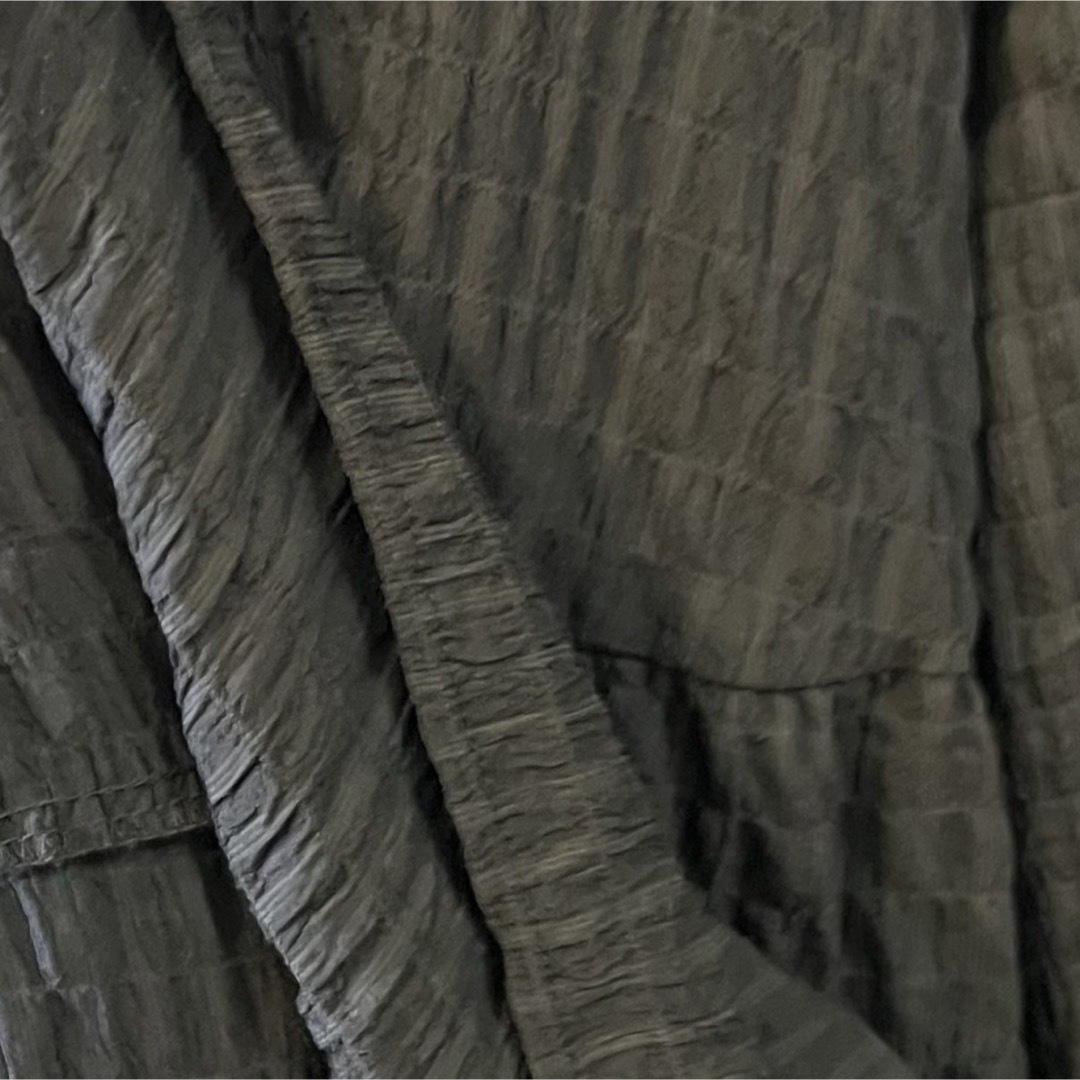 大きいサイズ 透け感 フリル裾 フレア カットソー  4L ブラック レディースのトップス(チュニック)の商品写真