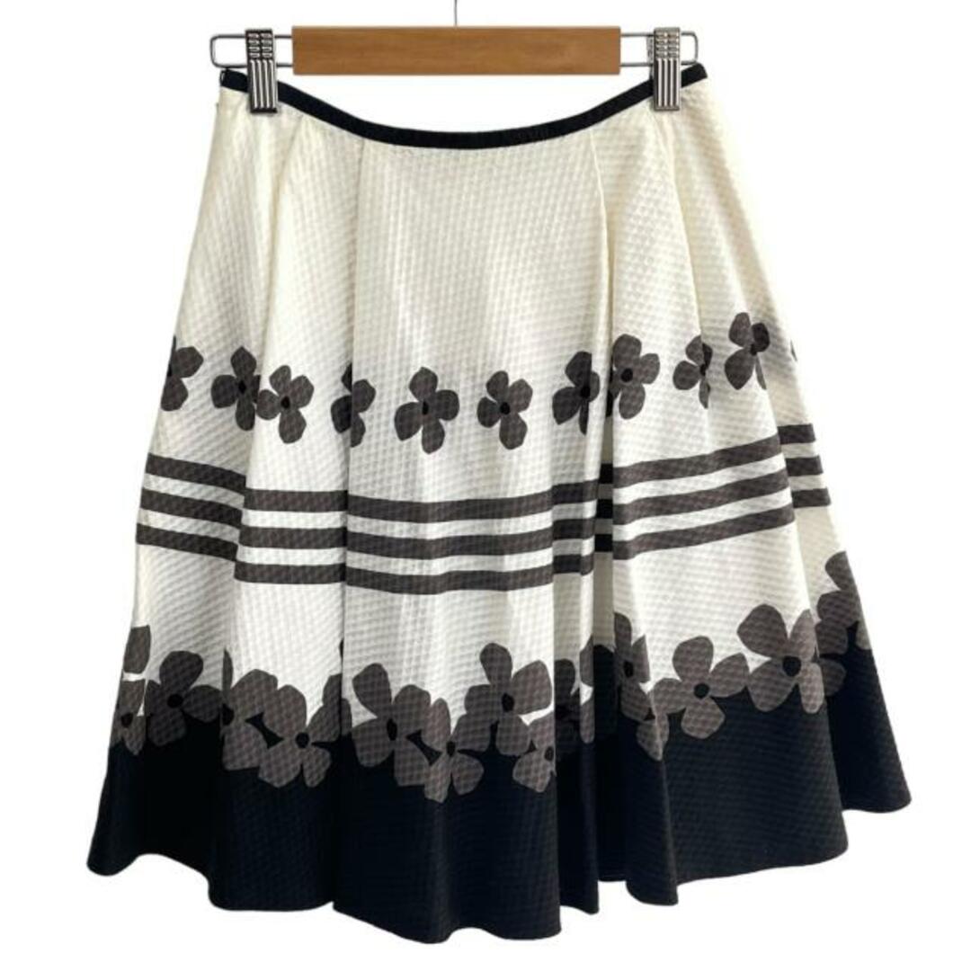 M'S GRACY(エムズグレイシー)のM'S GRACY(エムズグレイシー) スカート サイズ36 S レディース美品  - アイボリー×黒×ダークブラウン ひざ丈/花柄 レディースのスカート(その他)の商品写真