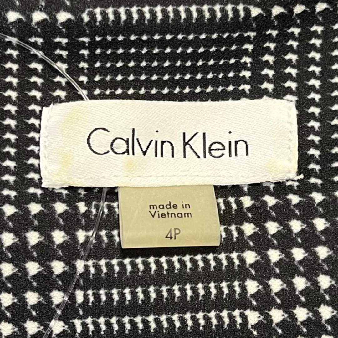 Calvin Klein(カルバンクライン)のCalvinKlein(カルバンクライン) ワンピース サイズ４P レディース美品  - 黒×白 クルーネック/ノースリーブ/ひざ丈/千鳥格子柄 レディースのワンピース(その他)の商品写真