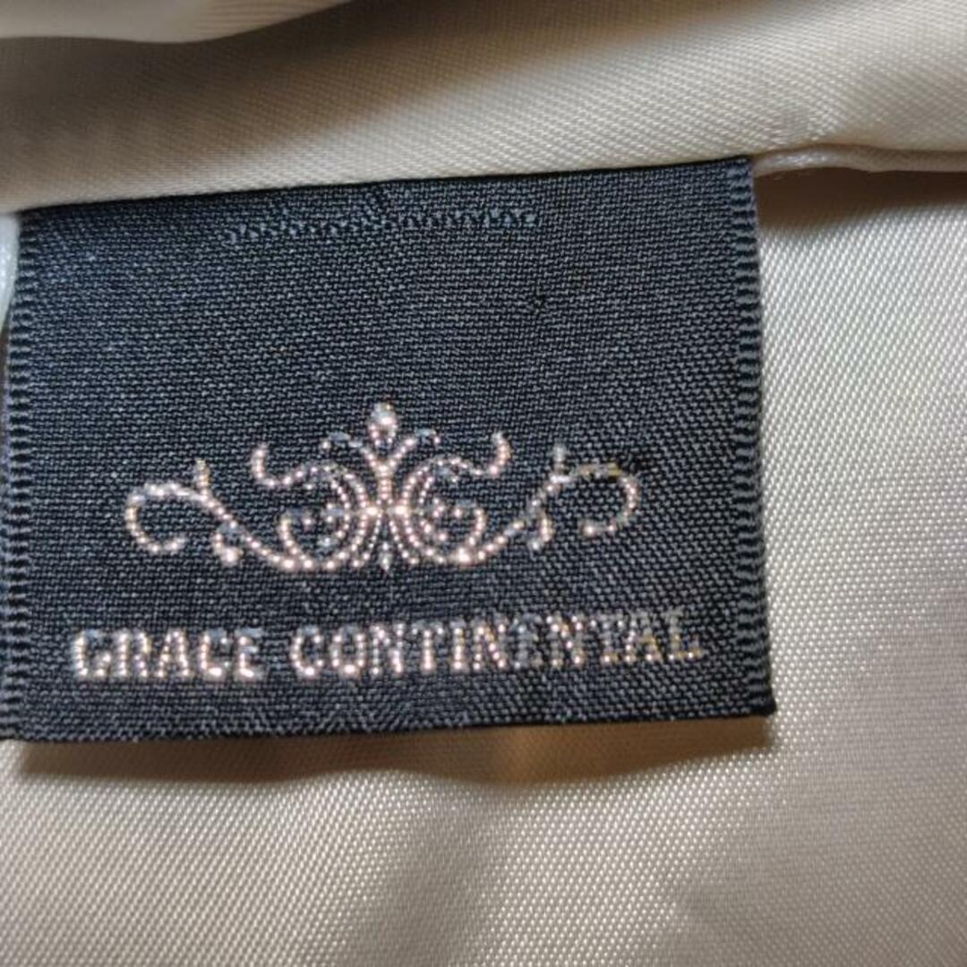 GRACE CONTINENTAL(グレースコンチネンタル)のGRACE CONTINENTAL(グレースコンチネンタル) 半袖カットソー サイズ36 S レディース - ベージュ×黒×ゴールド ラメ レディースのトップス(カットソー(半袖/袖なし))の商品写真