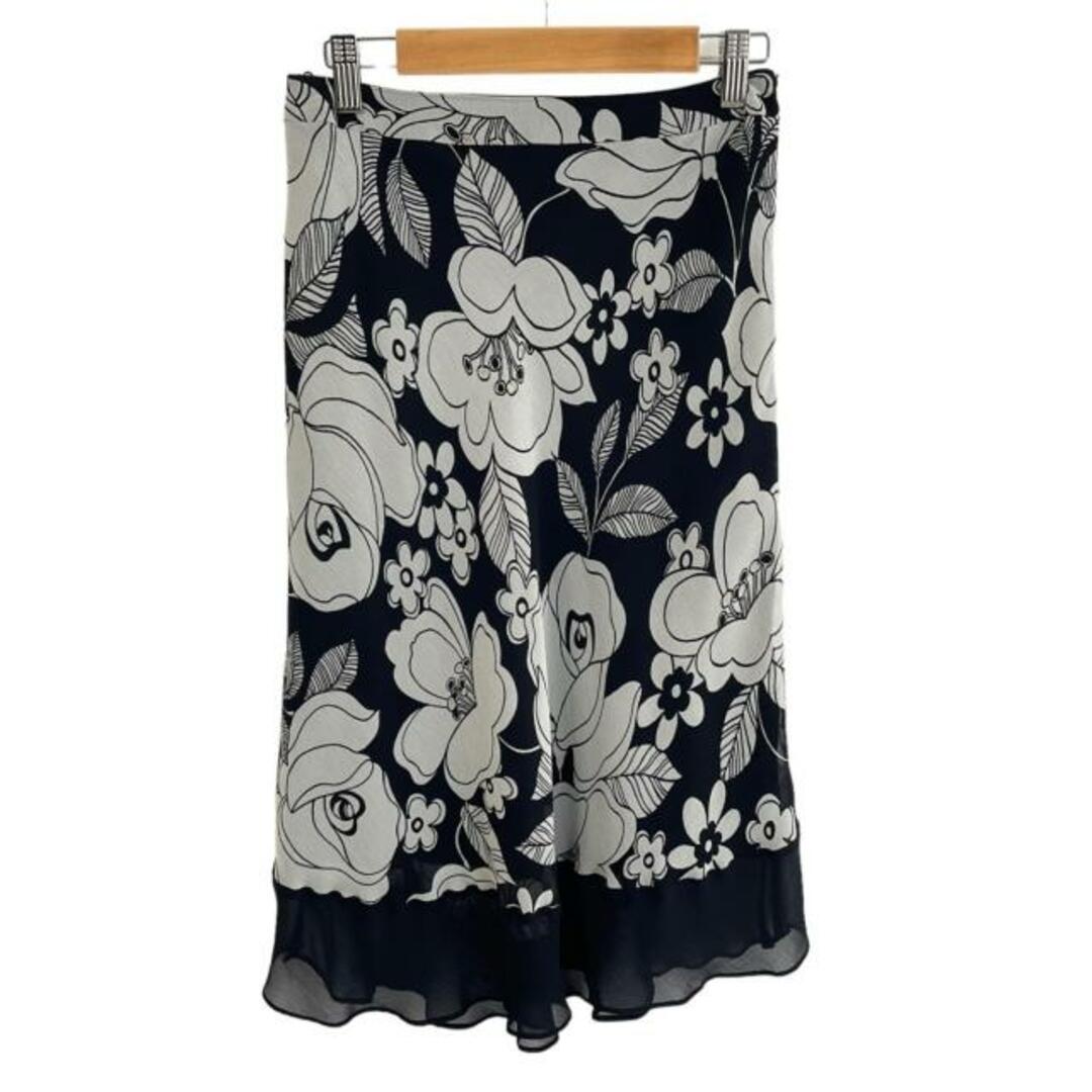 M'S GRACY(エムズグレイシー)のM'S GRACY(エムズグレイシー) スカート サイズ38 M レディース - 黒×白×ゴールド ひざ丈/花柄 レディースのスカート(その他)の商品写真