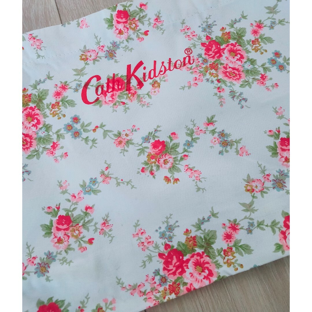 Cath Kidston(キャスキッドソン)のCathKidston　花柄エコバッグ レディースのバッグ(エコバッグ)の商品写真