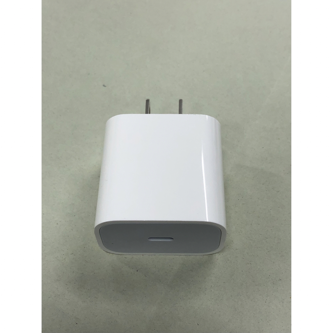 Apple(アップル)のApple 純正　20W USB-C AC Lightningケーブルセット スマホ/家電/カメラのスマホアクセサリー(その他)の商品写真