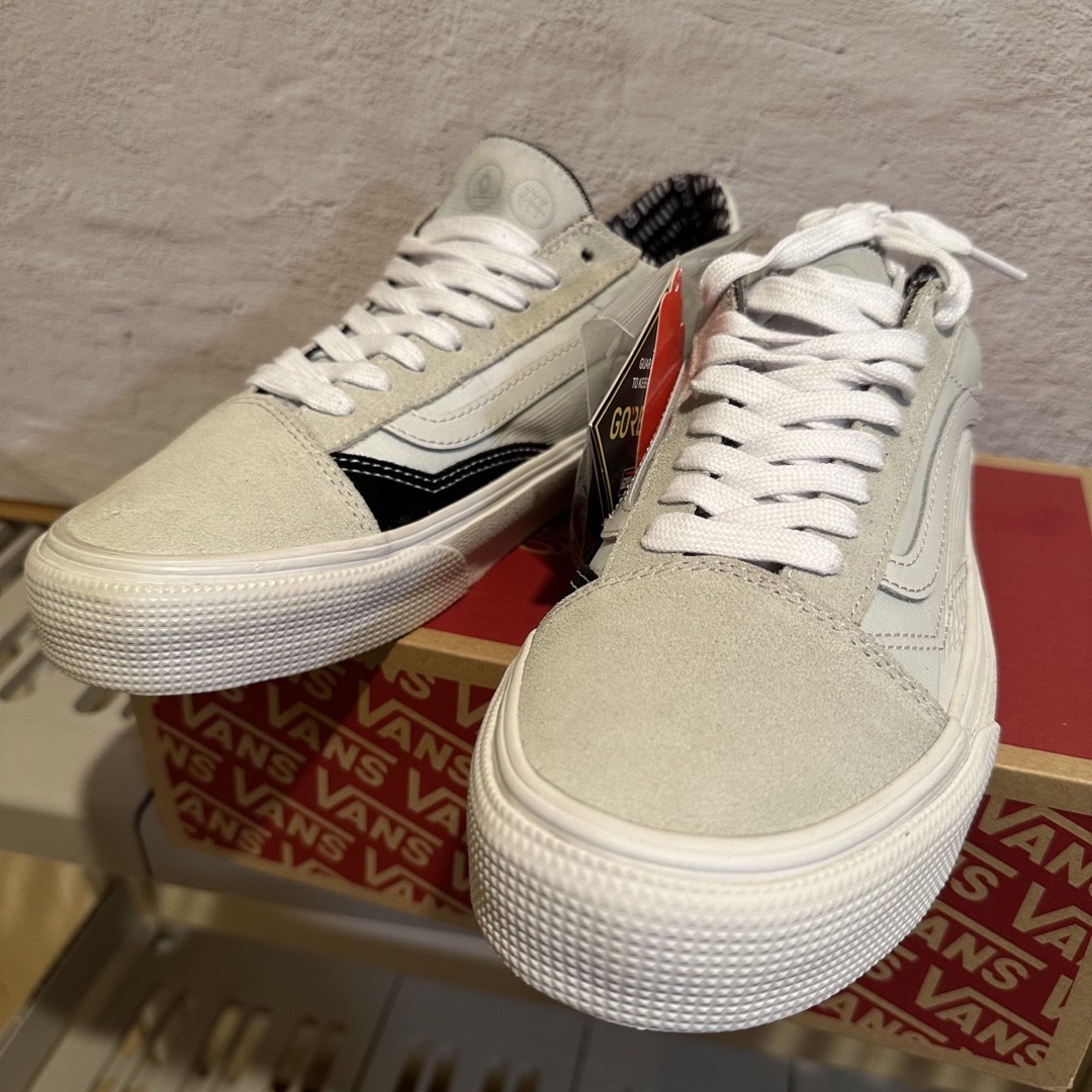 OLD SKOOL（VANS）(オールドスクール)の29.5cm 【他サイズ有】バンズ　オールドスクール　GORE-TEX 希少 メンズの靴/シューズ(スニーカー)の商品写真