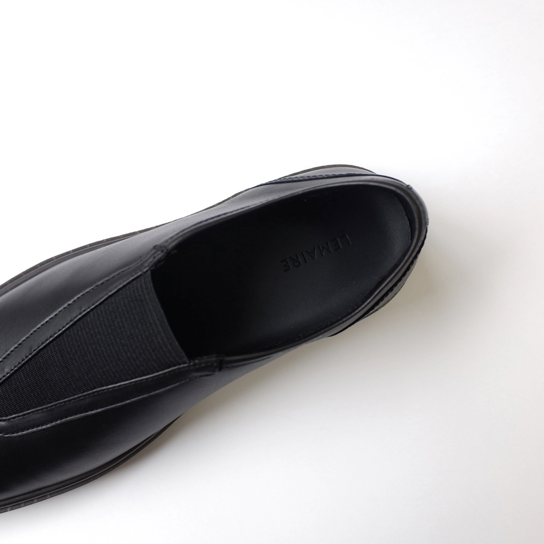 LEMAIRE - 新品正規品 Lemaire スクエアトゥ レザーシューズの通販 by LEMAIRE - 新品正規品 Lemaire スクエアトゥ レザーシューズの通販 by