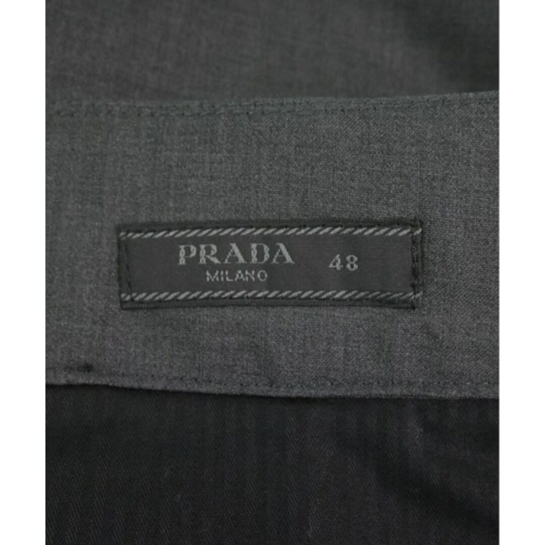 PRADA(プラダ)のPRADA プラダ パンツ（その他） 48(L位) グレー 【古着】【中古】 メンズのパンツ(その他)の商品写真