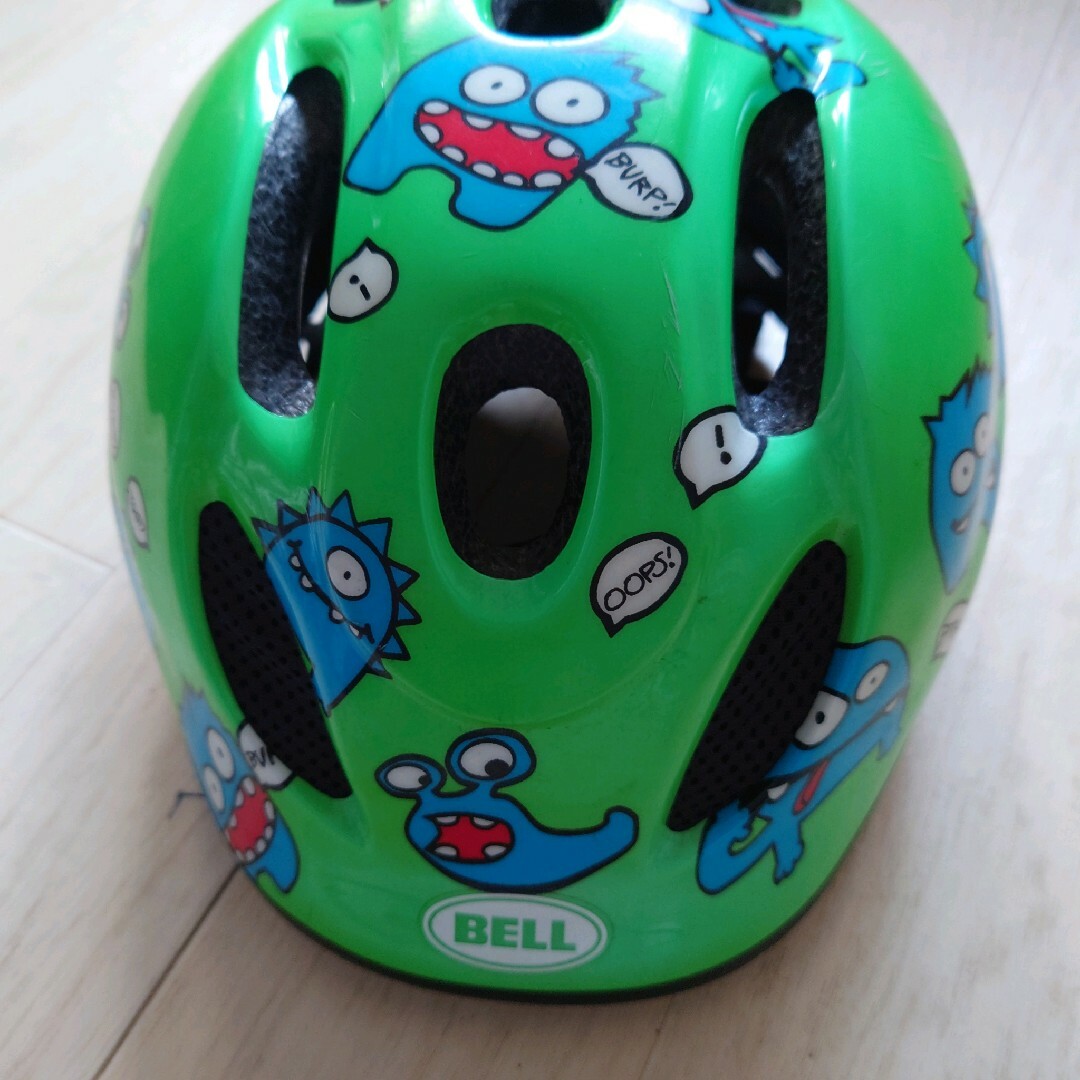 BELL(ベル)のベル　BELL　子供用自転車　ヘルメット　12ヶ月~6歳用　プロテクターおまけ 自動車/バイクのバイク(ヘルメット/シールド)の商品写真