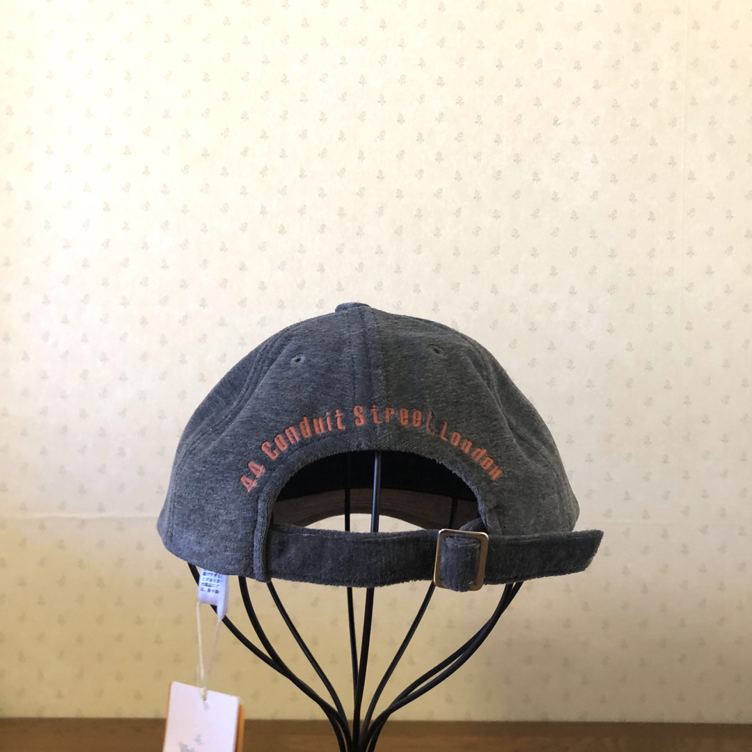 Vivienne Westwood(ヴィヴィアンウエストウッド)の★新品・タグ付き★ヴィヴィアンウエストウッド　キャップ　ベロア　オーブ　グレー レディースの帽子(キャップ)の商品写真