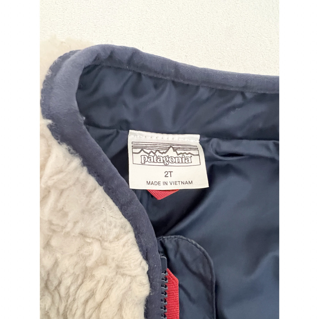 patagonia(パタゴニア)のPatagonia⭐︎ ベビー・レトロX・ベスト　2T キッズ/ベビー/マタニティのベビー服(~85cm)(その他)の商品写真