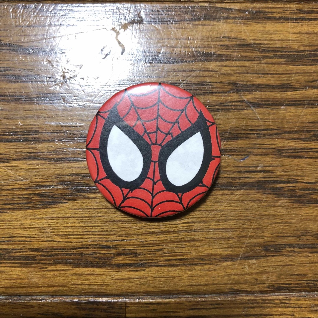 MARVEL(マーベル)の当時物！スパイダーマン　缶バッチ エンタメ/ホビーのアニメグッズ(バッジ/ピンバッジ)の商品写真