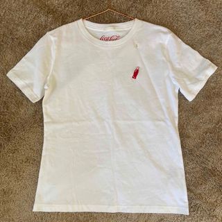 ジーユー(GU)のGU×新品　コカコーラレディース半袖Ｔシャツ　Sサイズ(Tシャツ/カットソー(半袖/袖なし))